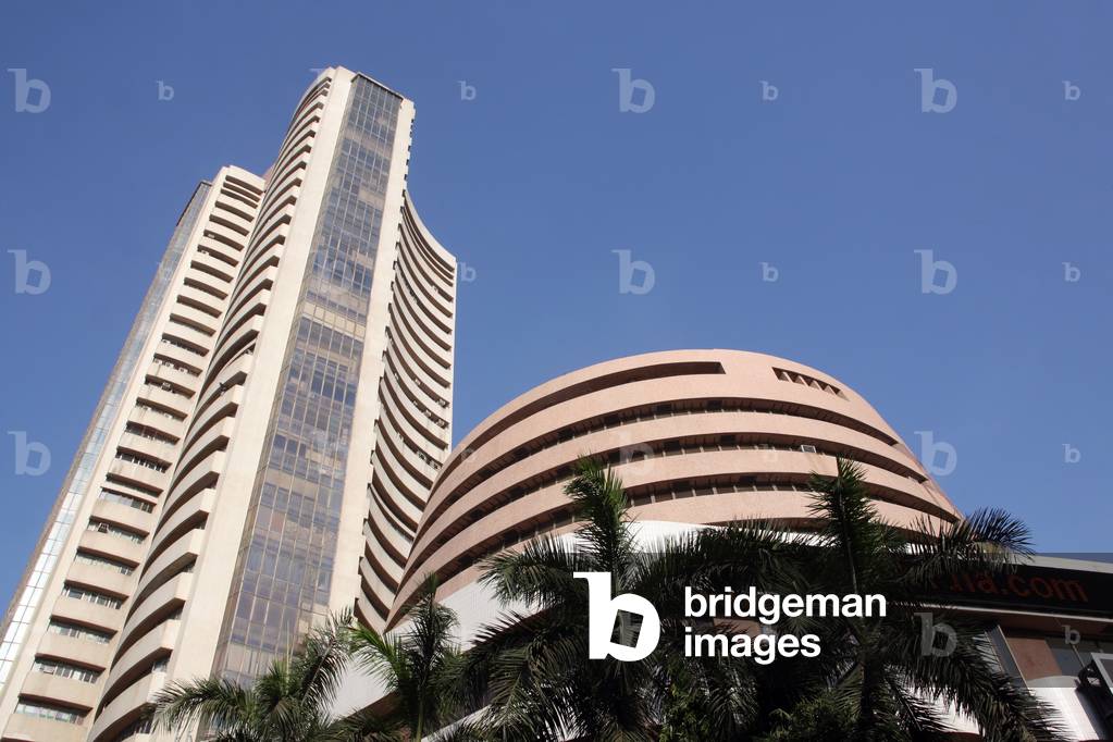 Bombay Stock Exchange in the heart of the commercial Fort area, Mumbai, Maharashtra State, India (photo)