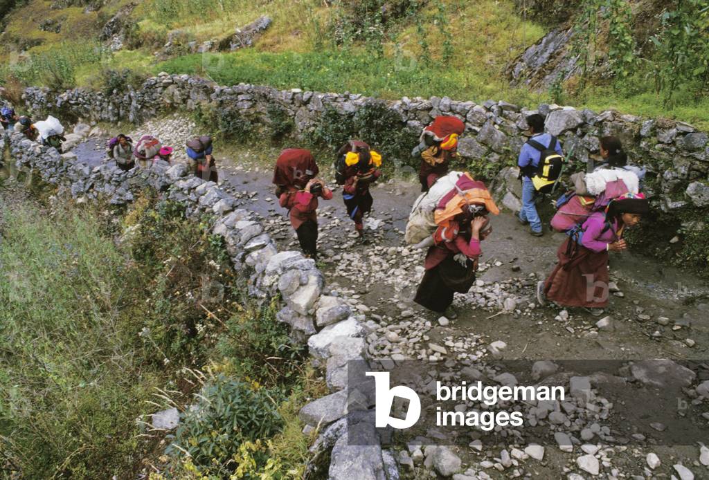 Mountainous People walking on Stone Road, Khumbu, Nepal (photo)