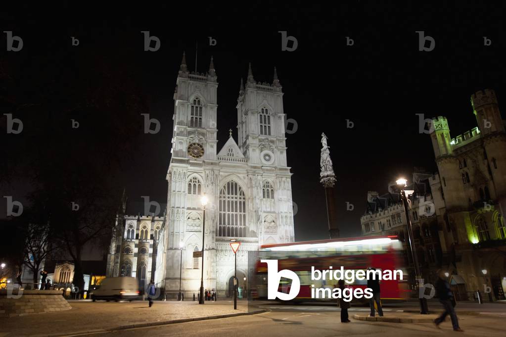 UK, England, UK , Westminster Abbey at night, London (photo)