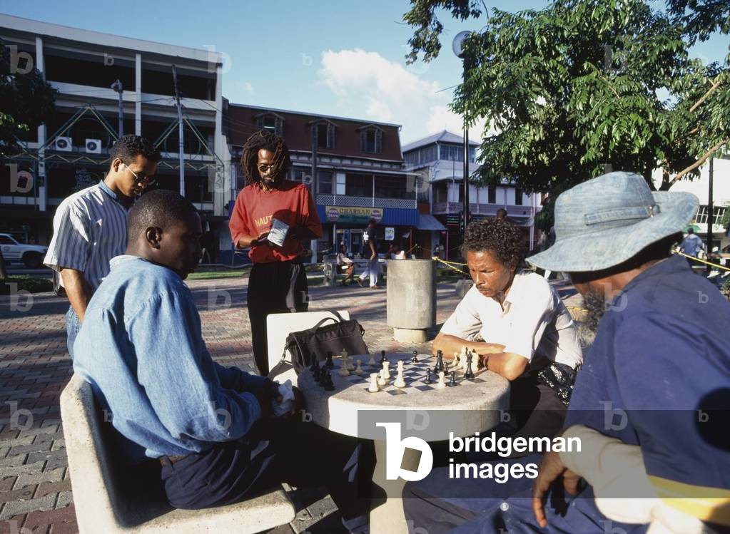 Playing Chess after Work (photo)