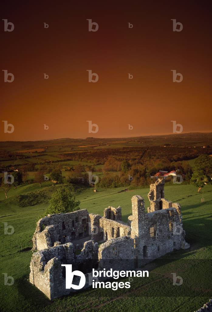 High Angle View Of An Old Ruin,With Expansive Landscape In The Background (photo)