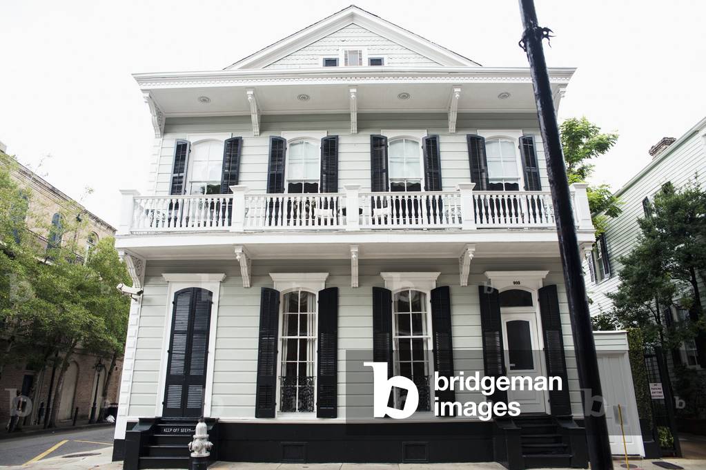 USA, Louisiana, French Quarter, New Orleans, Front elevation of traditional house (photo)