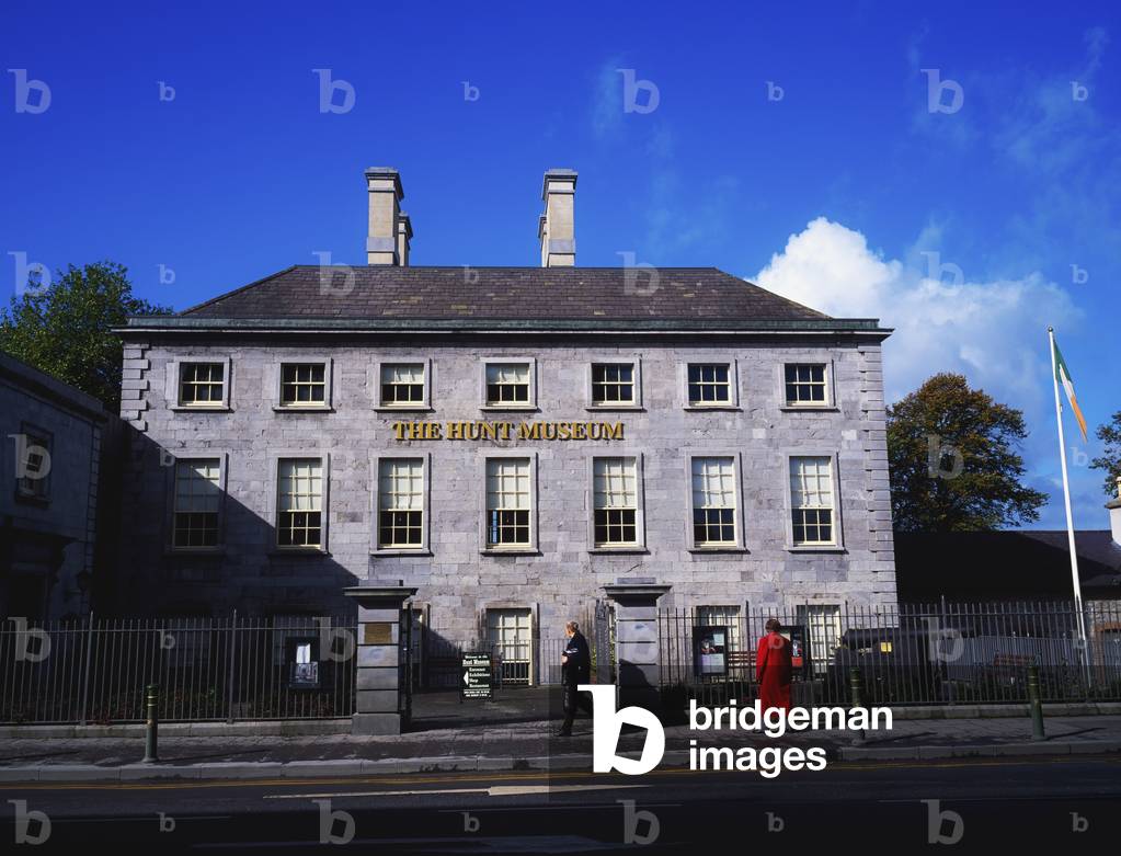 Limerick City,Co Limerick,Ireland;Exterior View Of The Hunt Museum (photo)