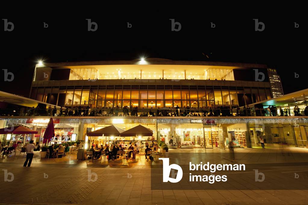 UK, England, UK , Royal Festival Hall at night, London (photo)