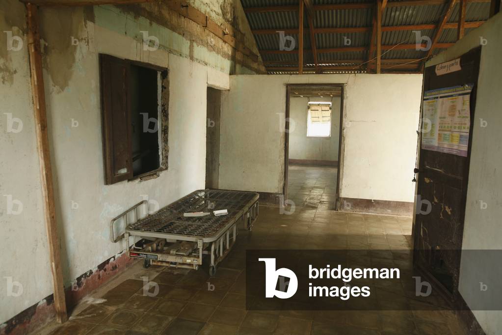 Interior of Desolate Building, Tasbapauni, Nicaragua (photo)