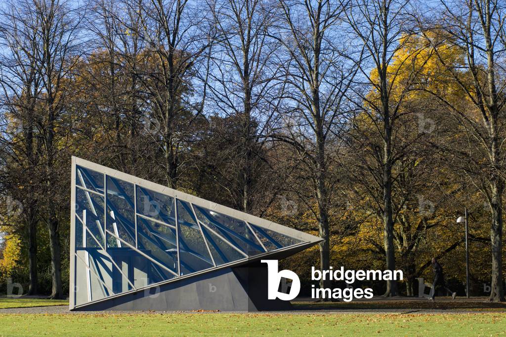 Denmark, Frederiksberg Park, Copenhagen, Museum of Modern Glass Art also known as Cisternerne (photo)