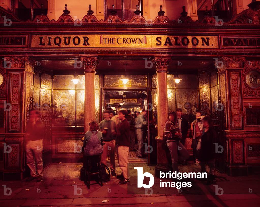 Crown Liquor Saloon, Belfast, County Antrim, Ireland (photo)