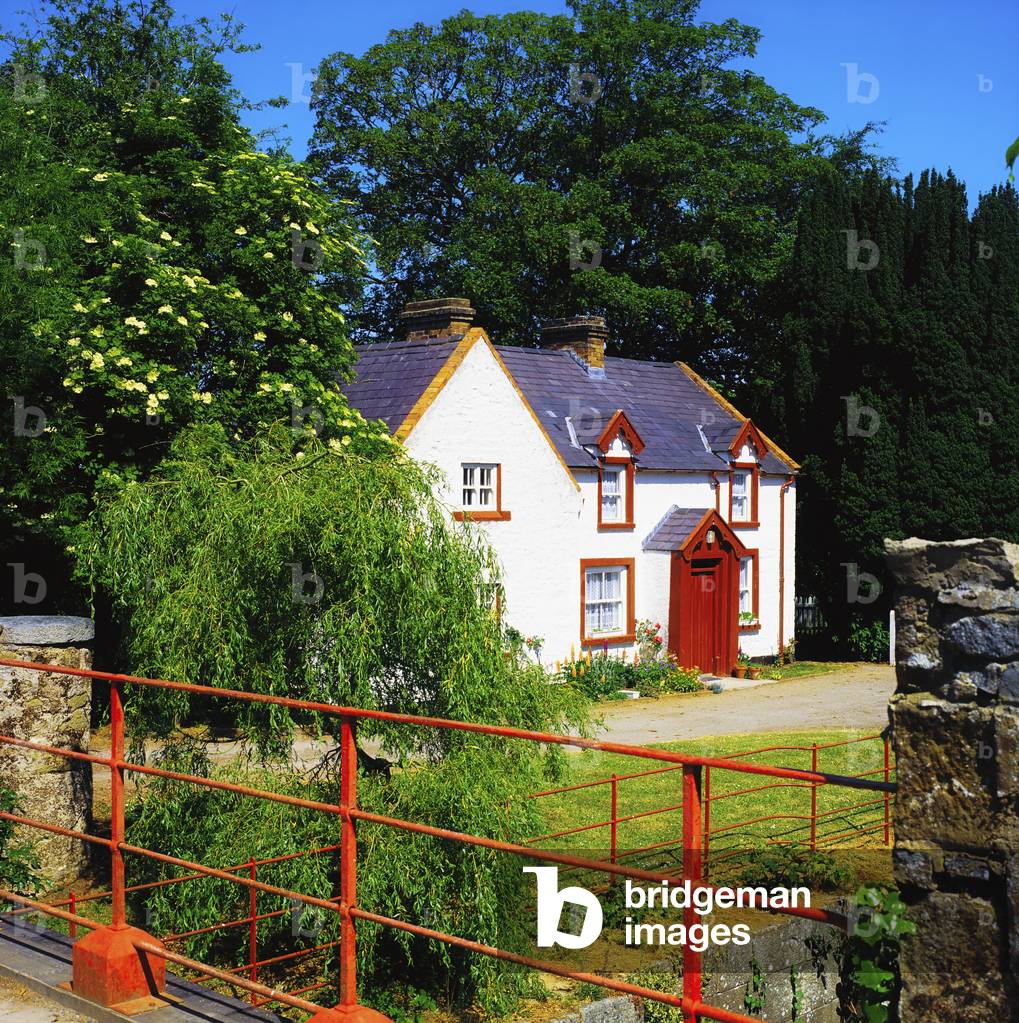 Portadown, Co Armagh, Ireland, Lockkeepers Cottage (photo)