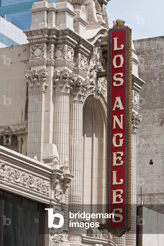Facade with Informational Sign, Los Angeles, California, USA (photo)