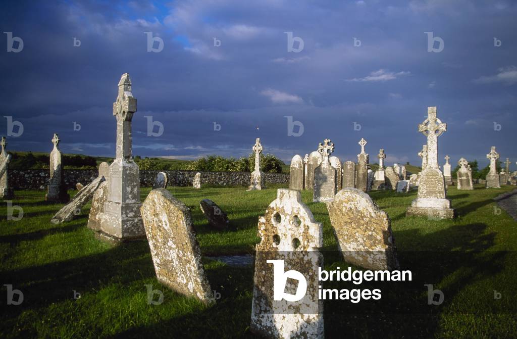 Graveyard, Clonmacnoise, County Offaly, Ireland (photo)