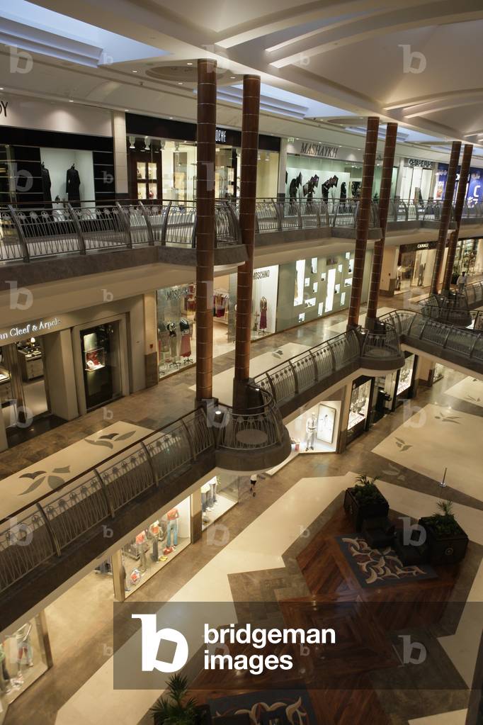 United Arab Emirates, Burjuman Shopping Mall, Dubai (photo)