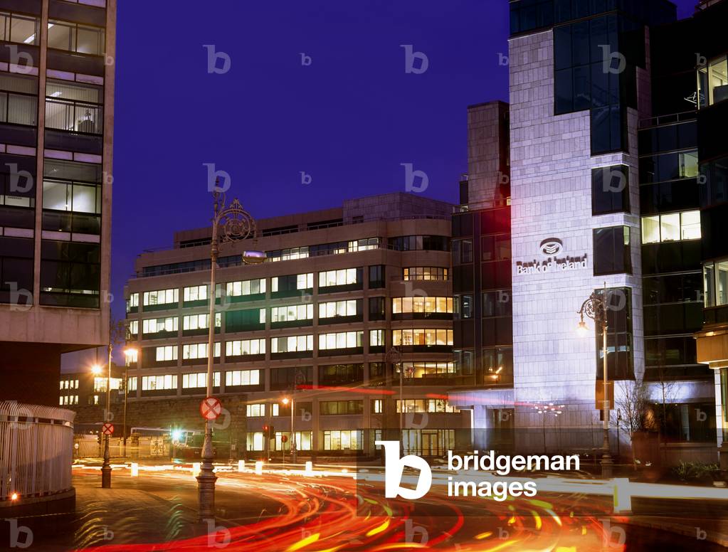 Dublin Modern Buildings, Bank Of Ireland At The, Financial Services Centre (photo)