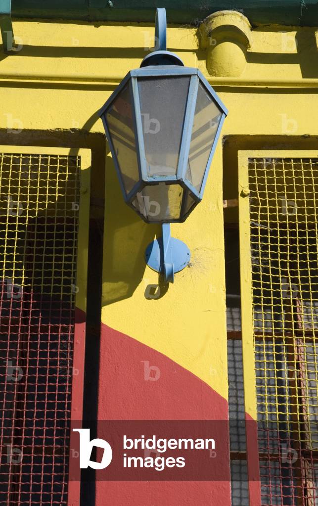 Argentina, Buenos Aires, Street Light, La Boca (photo)