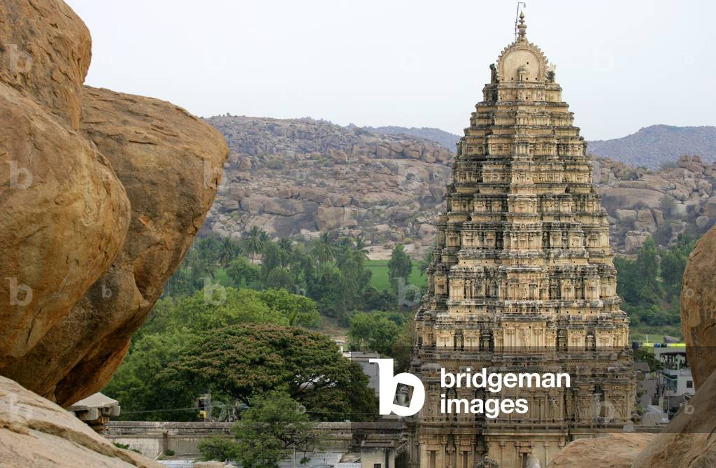 Virupaksha Temple, Hampi, Karnataka, India (photo)