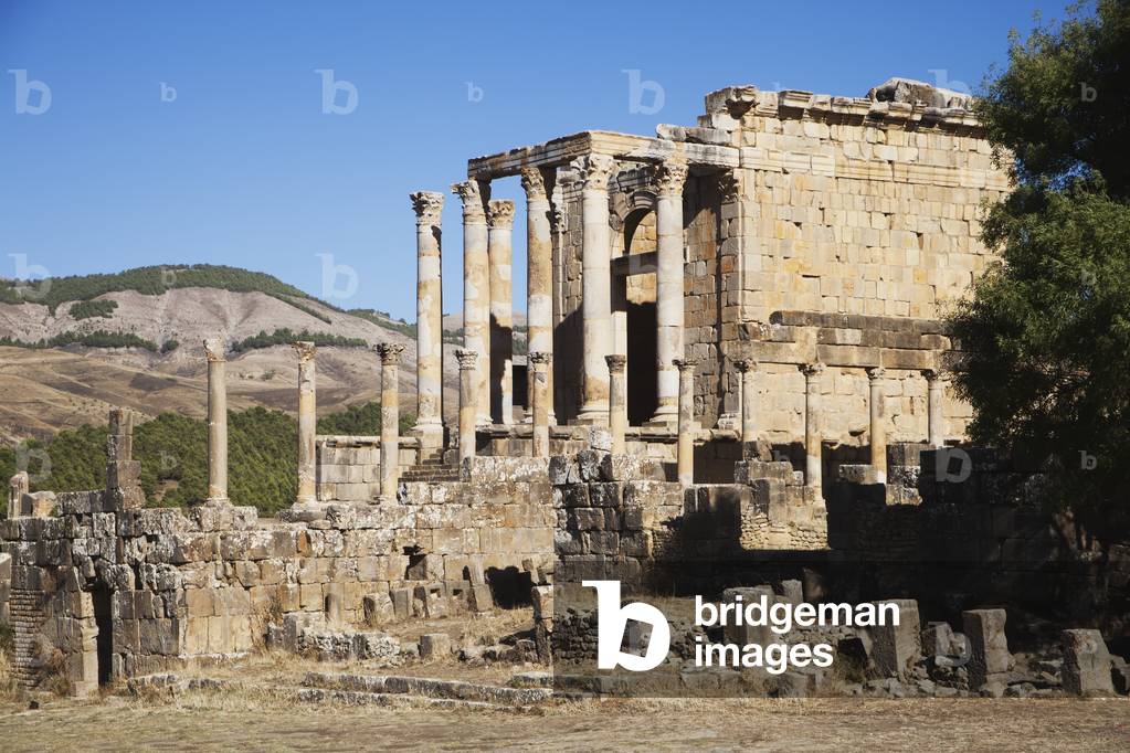 Roman ruins, view of Severan Temple, Djemila, Algeria (photo)