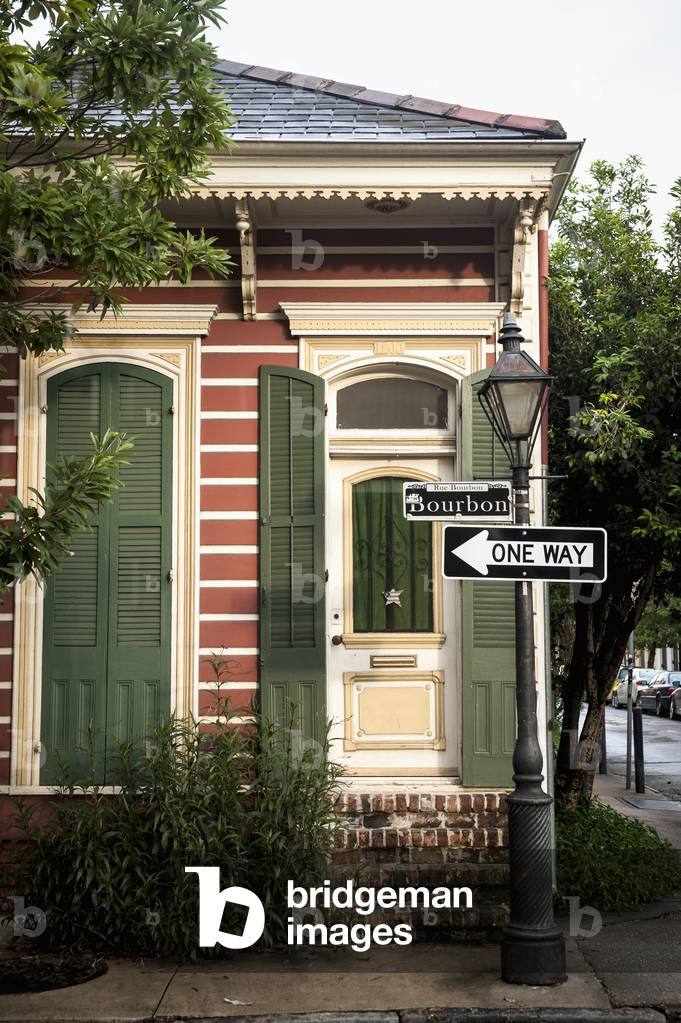 USA, Louisiana, French Quarter, New Orleans, Bourbon Street, Exterior of traditional house (photo)