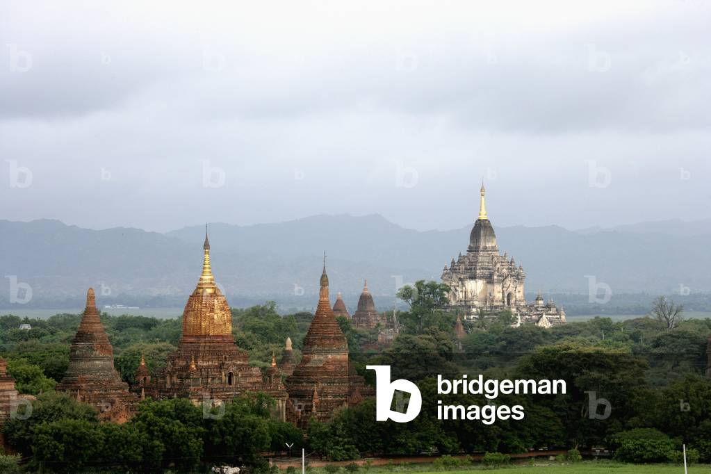 Burma/Myanmar, Buddhist pagodas, Bagan (photo)