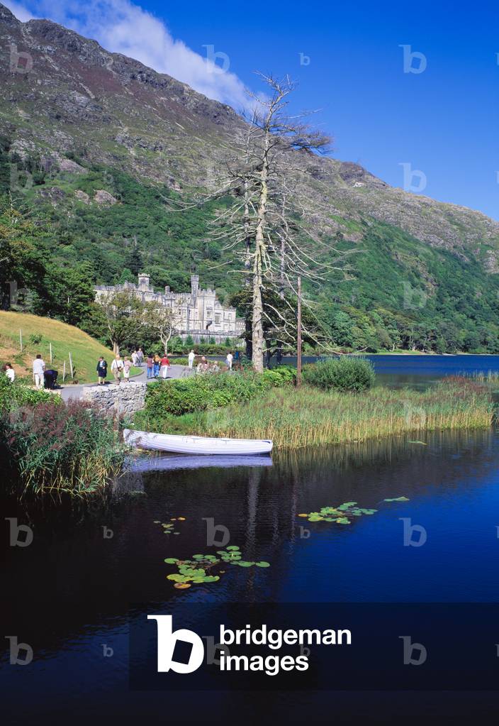 Kylemore Abbey, Connemara, Co Galway, Ireland (photo)