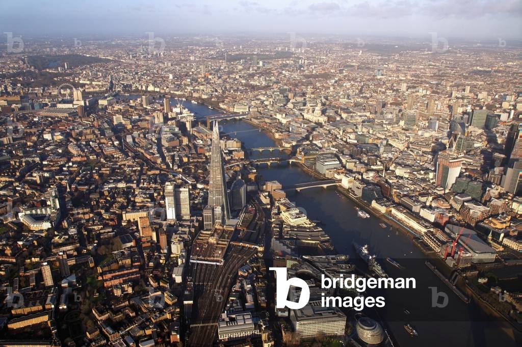 UK, Elevated view of central London, England, UK  (photo)
