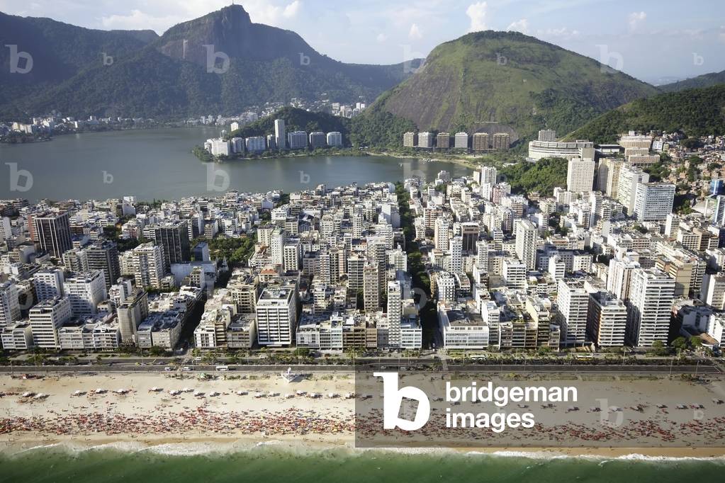 Brazil, Aerial view of coastline and city, Rio de Janeiro (photo)