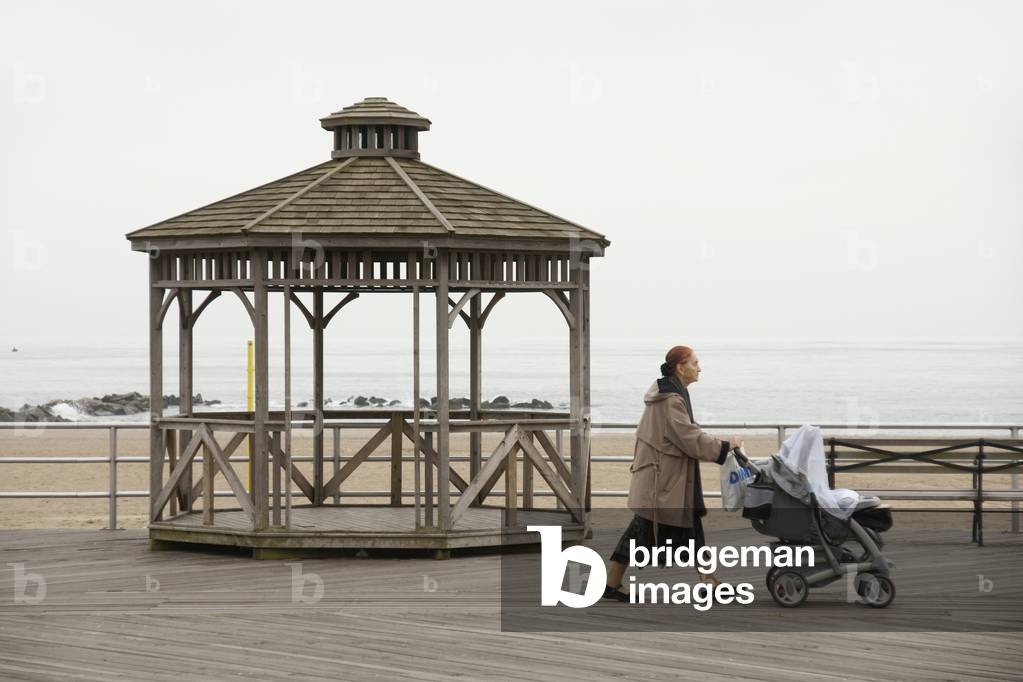 Broadwalk in Coney Island, New York, USA (photo)