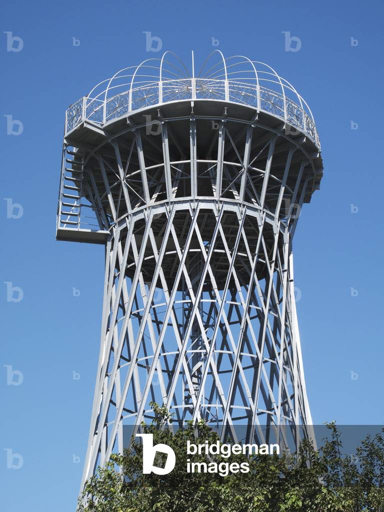 Disused Soviet-era water tower, opposite Ark Fortress, Bukhara, Uzbekistan (photo)