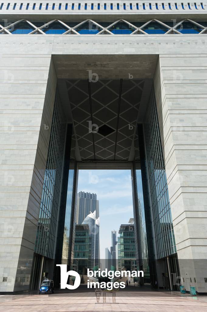 Looking Through the Arch of Difc (Dubai International Financial Centre) Building, Dubai, United Arab Emirates (photo)
