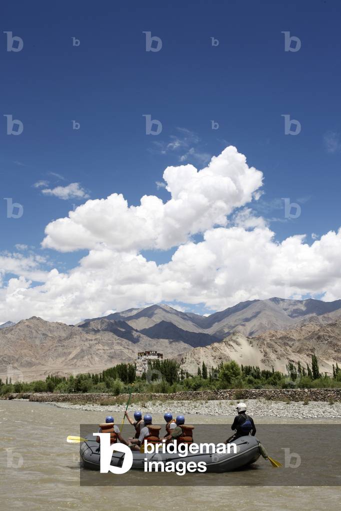 Rafting down the Indus River in the Indus Valley, Ladakh, India (photo)