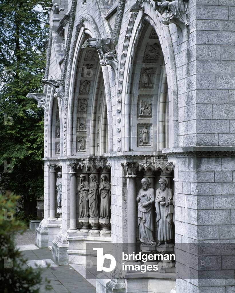 Church Exterior, Ireland (photo)