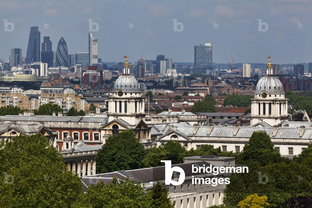 Elevated view across the City of London and Old Royal Naval College from Greenwich Park, London, England, UK  (photo)