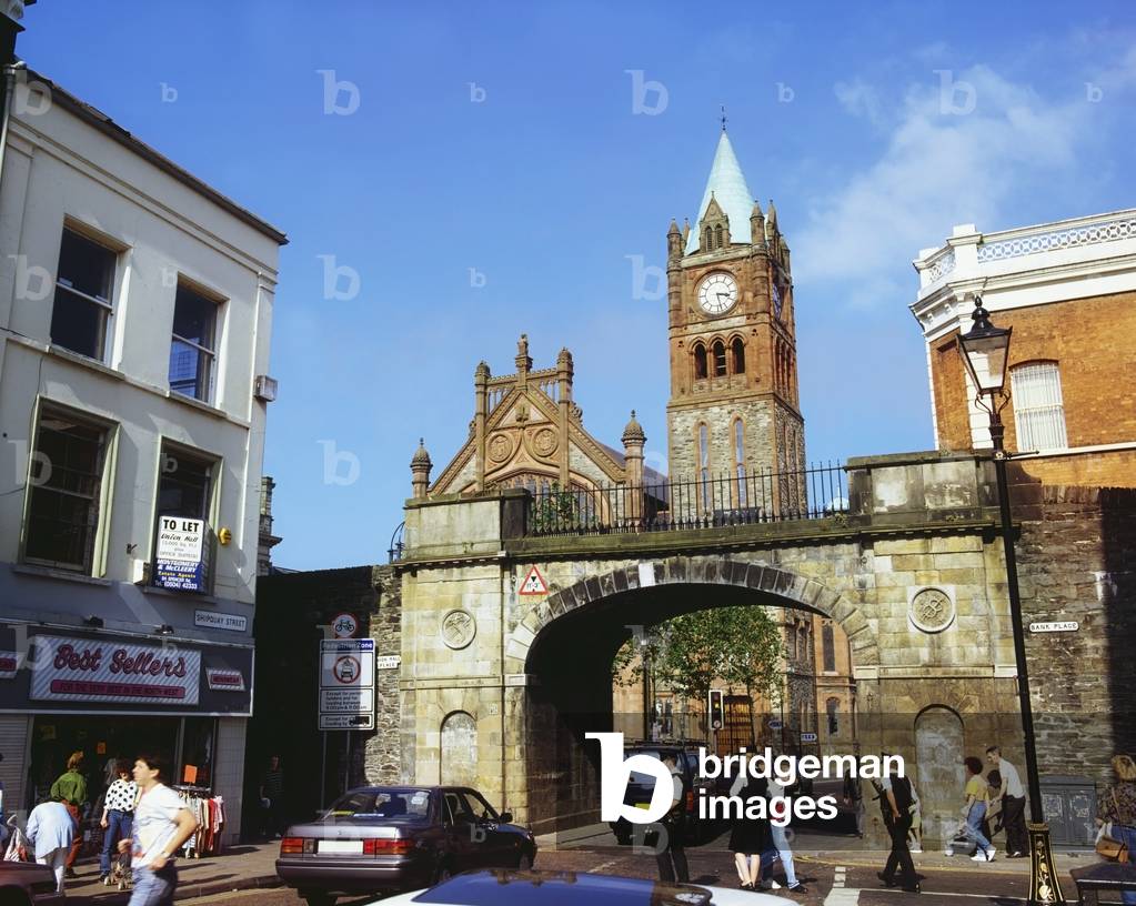 Derry City,Co Londonderry,Ireland;Ferryquay Gate (photo)