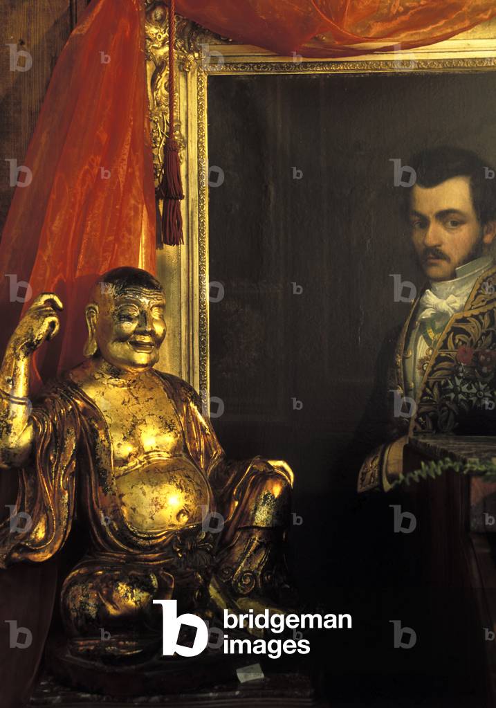 Amsterdam, Antique Shop, Nieuwe Spiegelstraat, Netherlands (photo)