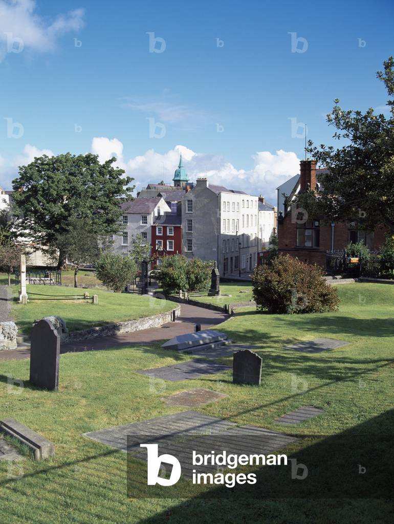 Derry City,Northern Ireland;St Columbs Cathedral Cemetery (photo)