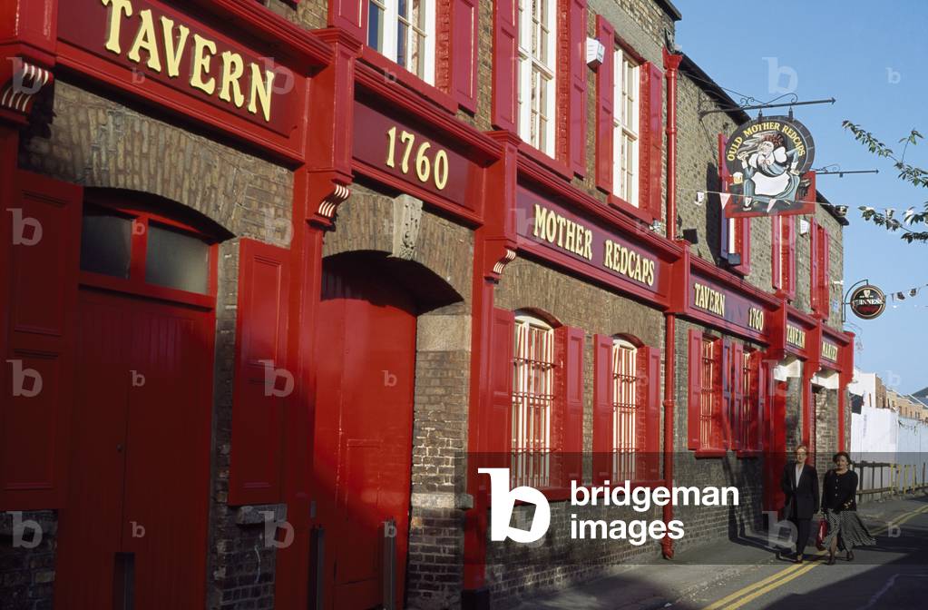 Dublin,Co Dublin,Ireland;Exterior View Of A Traditional Irish Pub (photo)