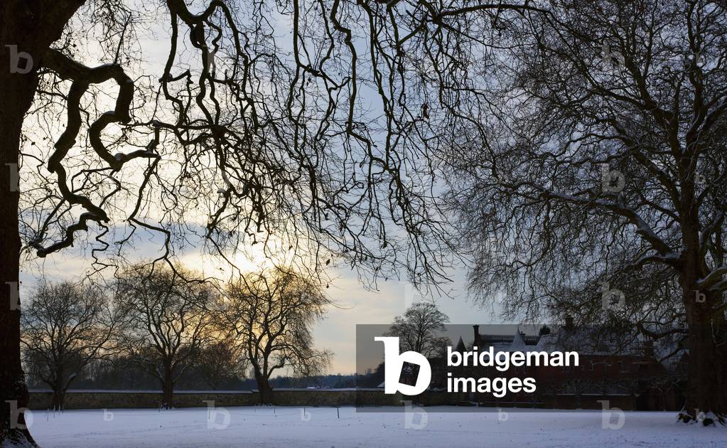 Winchester College in the snow, Winchester, Hampshire, England, UK  (photo)