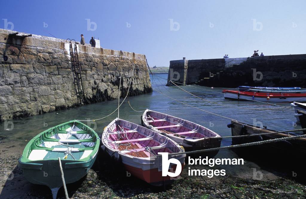 Pink  and Green Boats, Bray Harbour (photo)