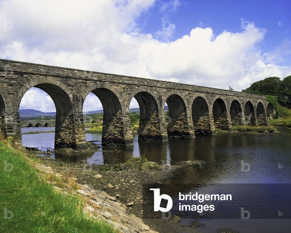 Ballydehob Viaduct, Ballydehob, Co Cork, Ireland, 12 Arch Viaduct (photo)