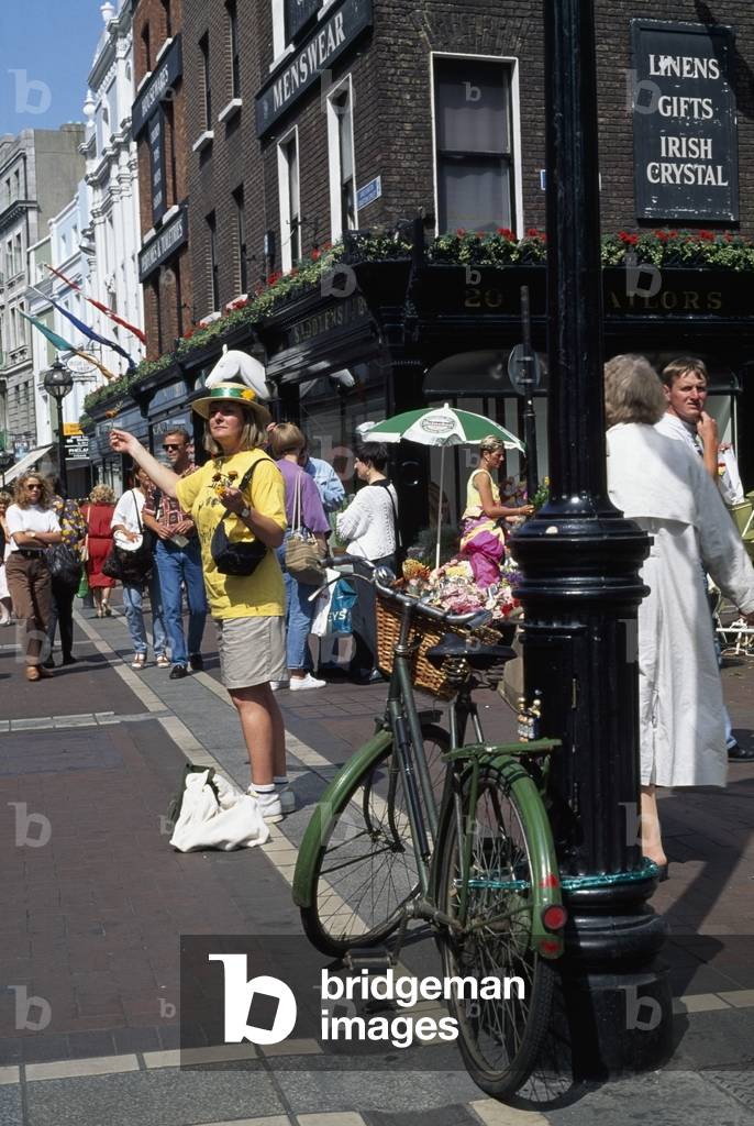 Grafton Street,Co Dublin,Ireland;Pedestrians On Grafton Street (photo)
