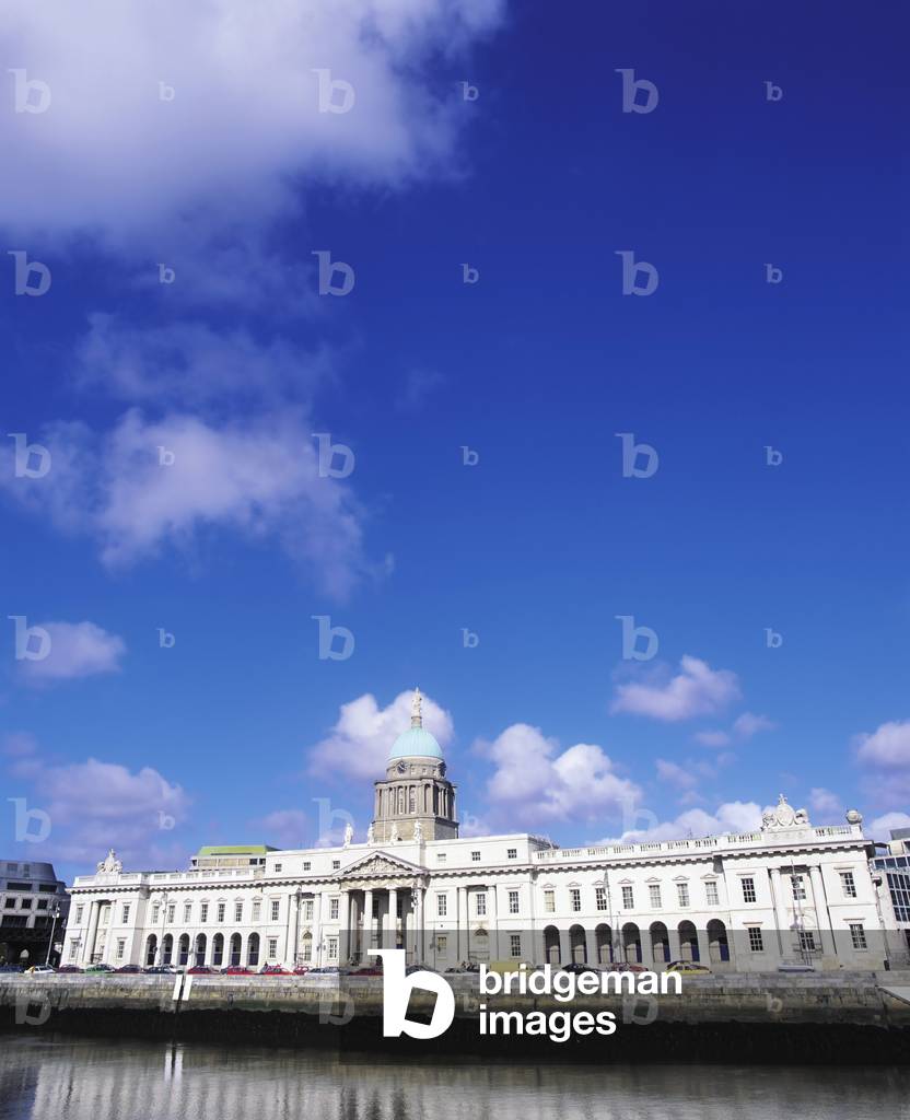 Custom House, River Liffey, Dublin, Ireland (photo)