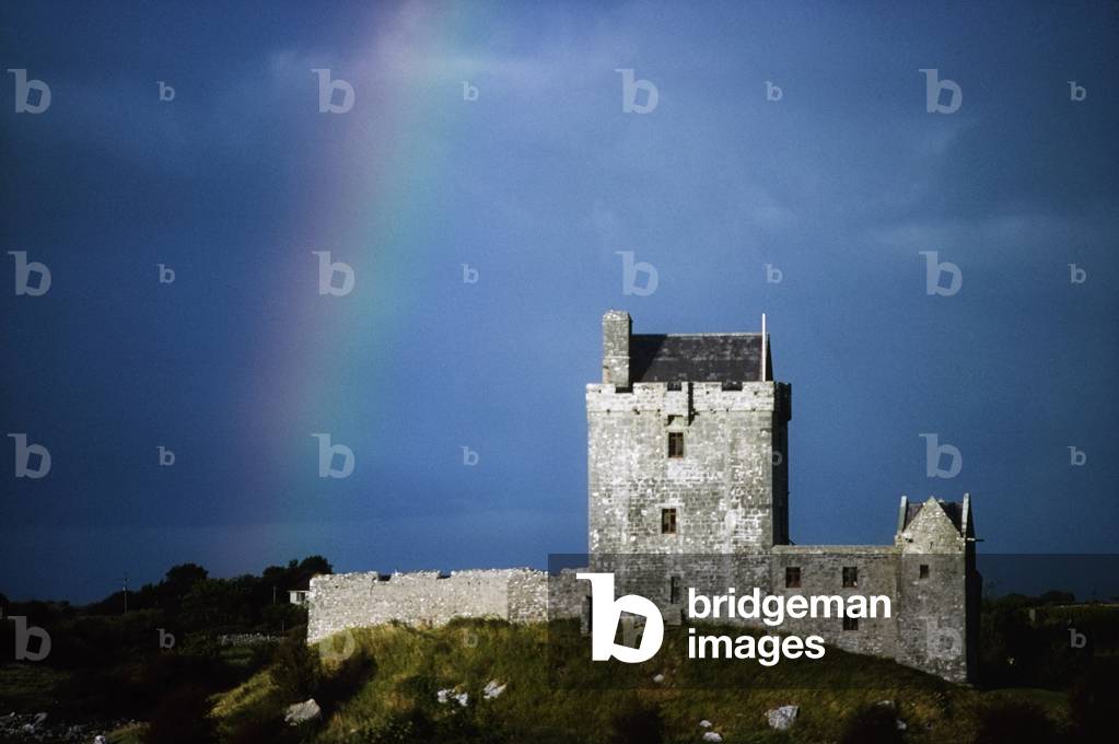 Castle Kinvara, Co Galway, Ireland (photo)