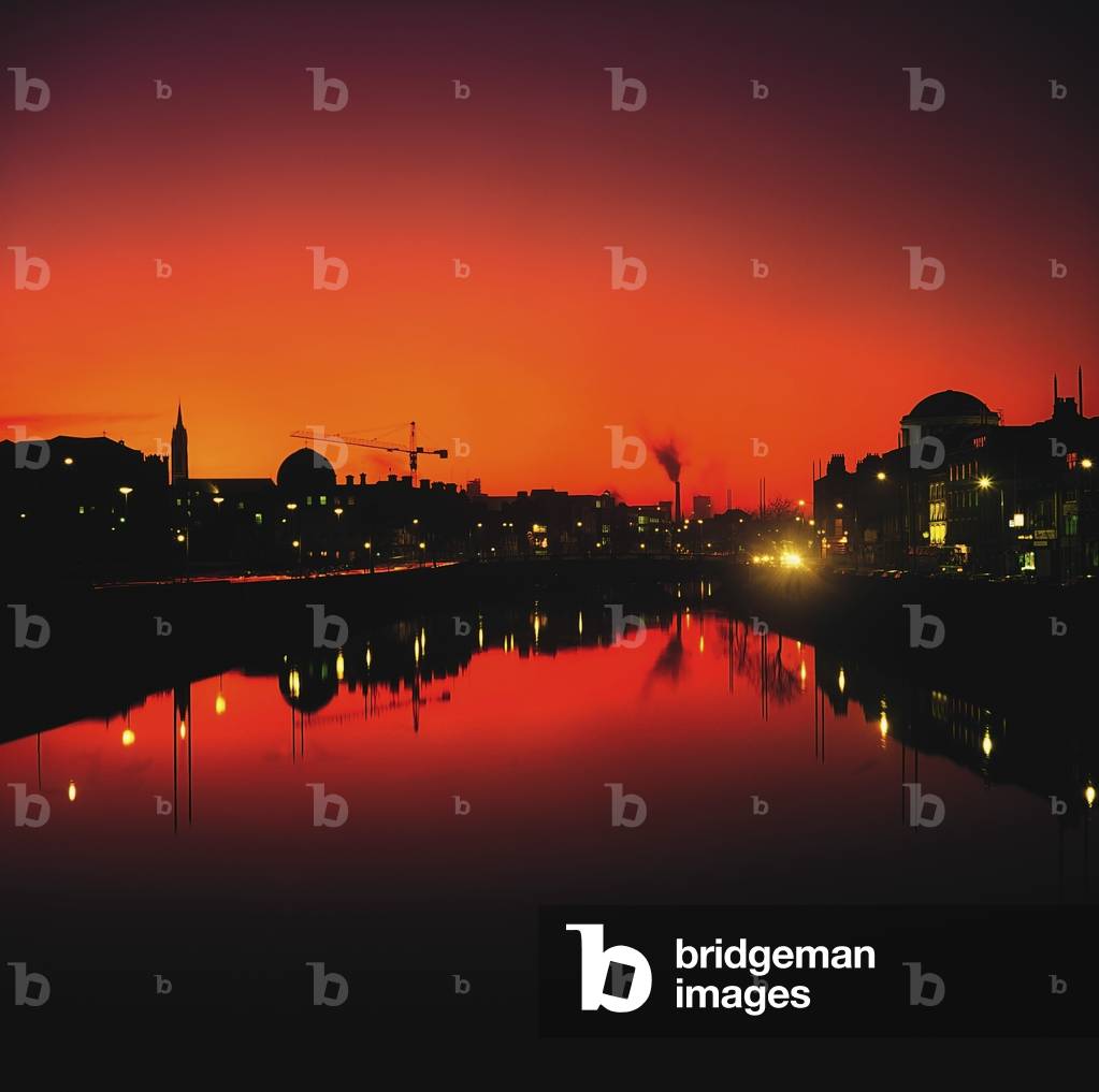 River Liffey, Dublin, Co Dublin, Ireland (photo)