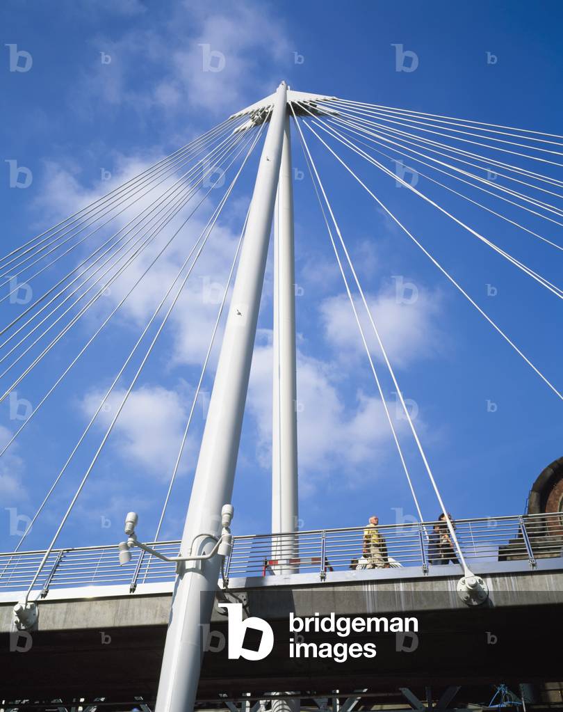 Hungerford Bridge, London, England, UK (photo)