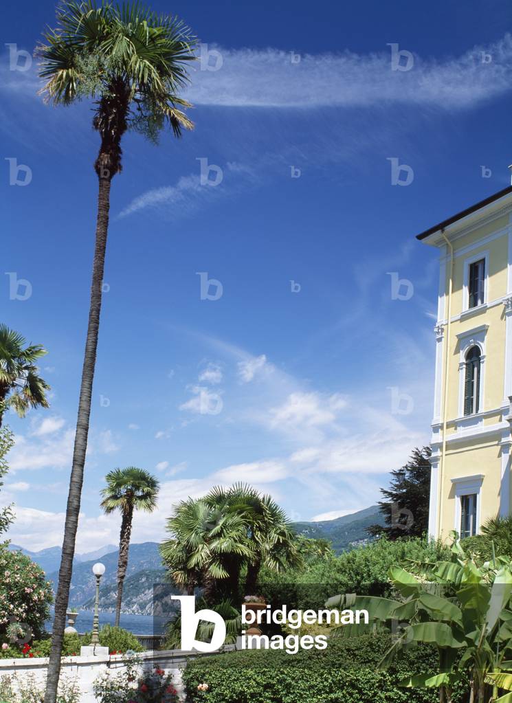 Bellagio, The Grand Hotel and Garden, Lago di Como, Italy (photo)