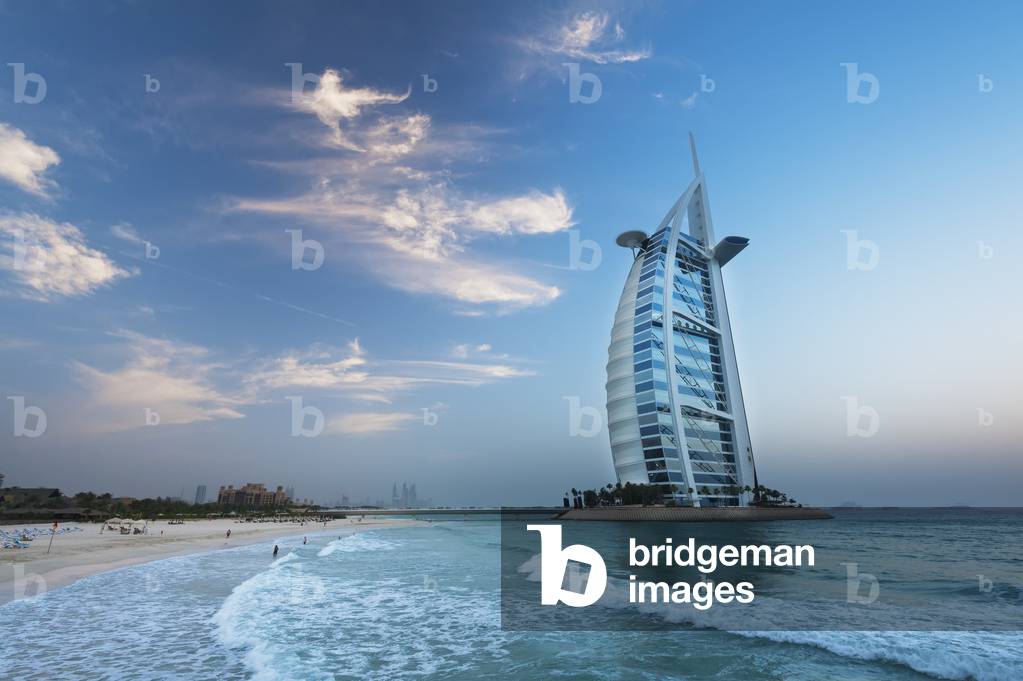 Burj Al Arab at Dusk, Dubai, United Arab Emirates (photo)