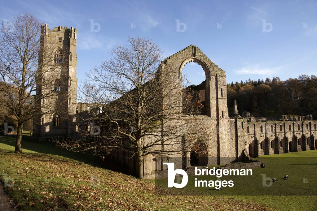 Fountains Abbey, near Ripon, Yorkshire, England, UK  (photo)