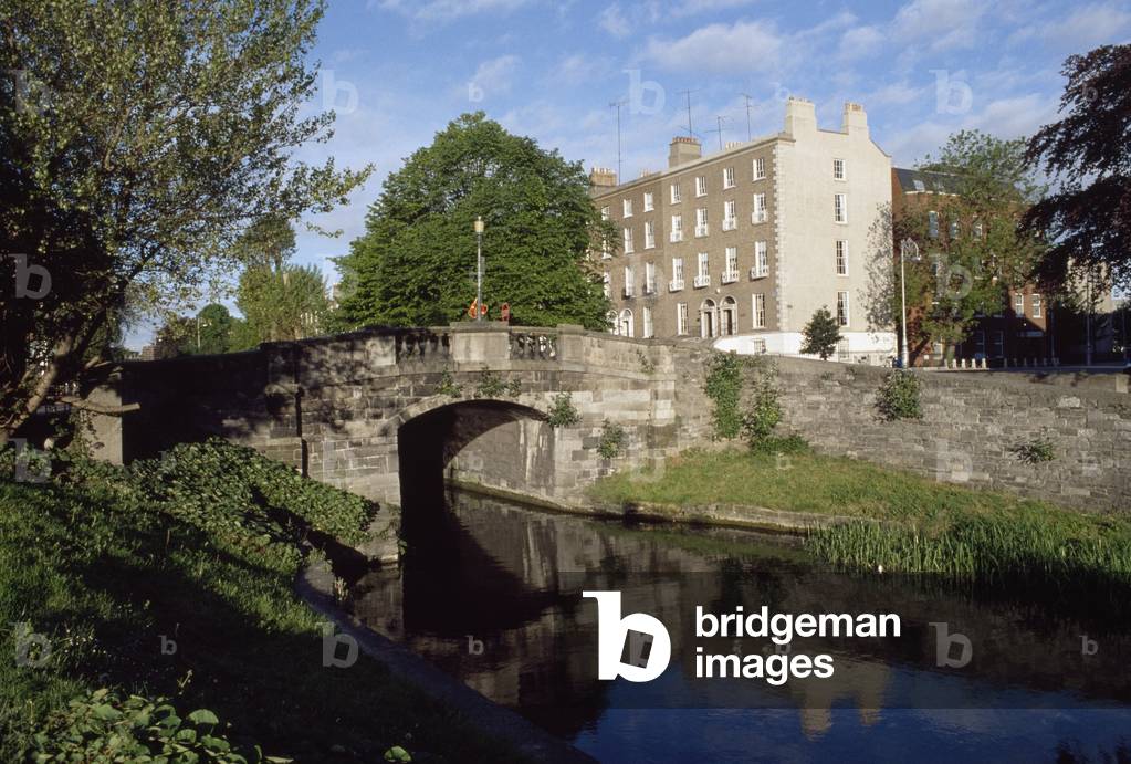 Huband Bridge, Dublin, Co Dublin, Ireland; Bridge Over The Grand Canal (photo)