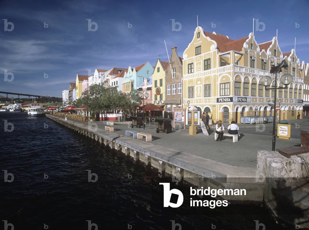 The  Handleskad, the harbour pier in Willemstad, Curacao. 2015 (photo)
