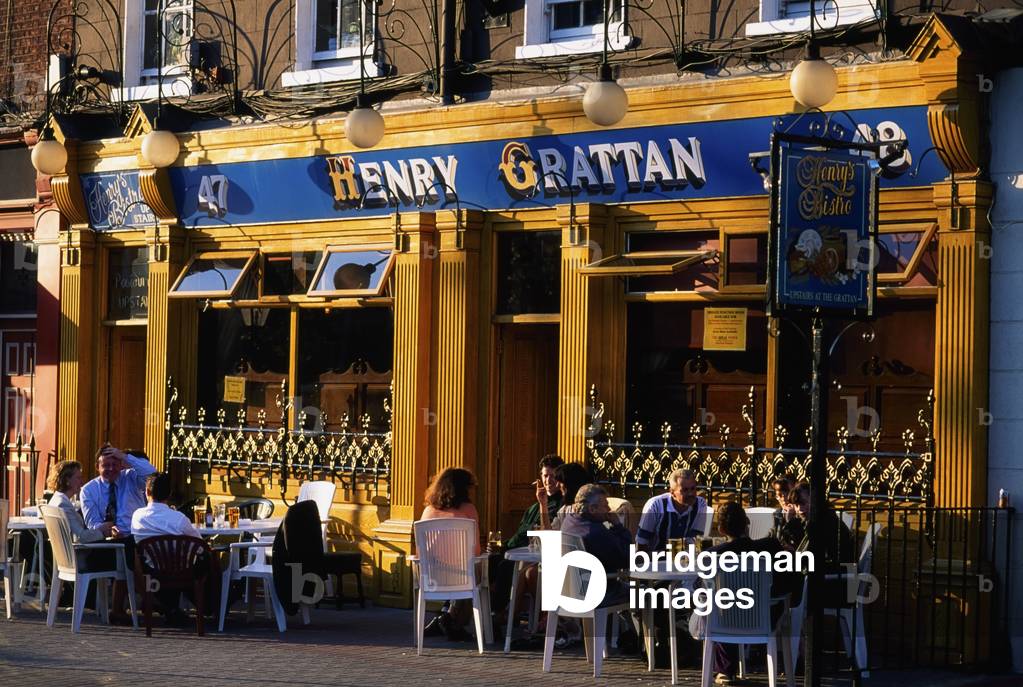 Dublin, Co Dublin, Ireland, The Henry Grattan Pub On Baggot Street (photo)