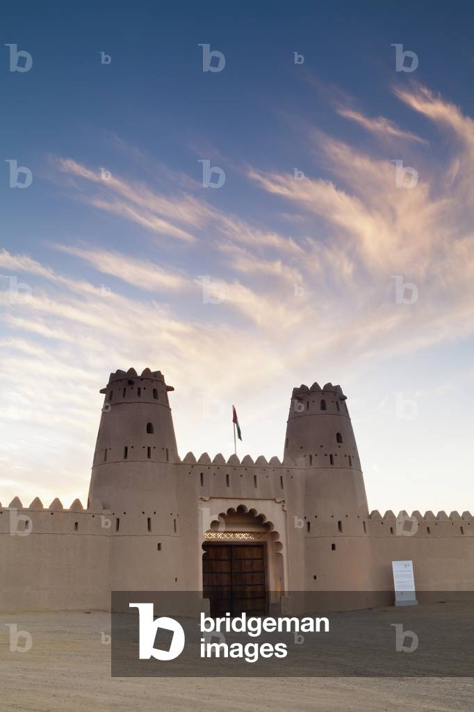 Jahili Fort at sunrise, Al Ain, Abu Dhabi, United Arab Emirates (photo)