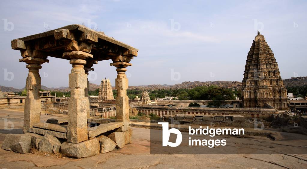 Virupaksha Temple, Hampi, Karnataka, India (photo)